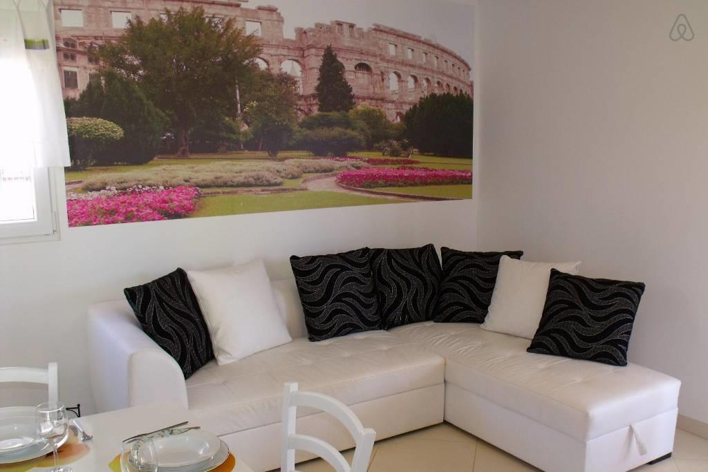 Holiday Home Tanja بولا الغرفة الصورة